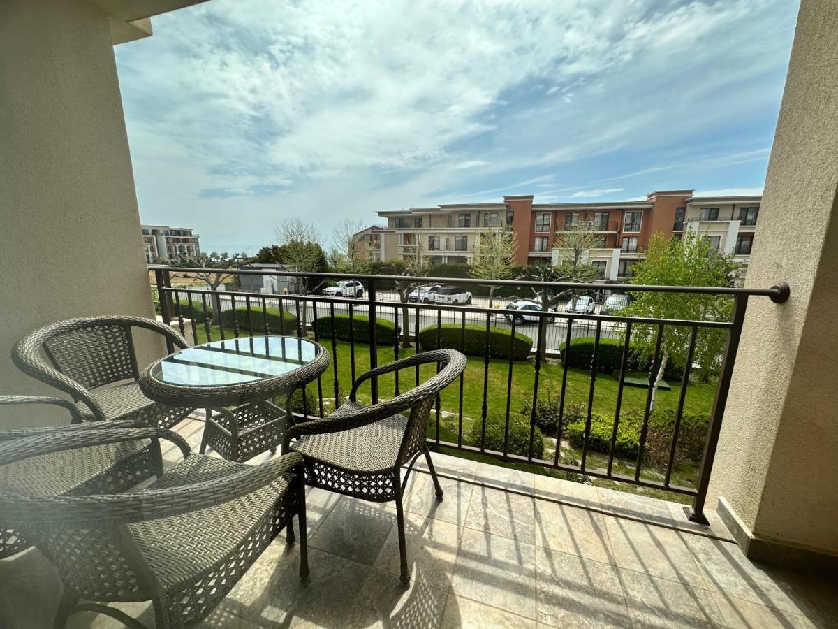 Private Apartments In Oxygen Свети Влас Екстериор снимка