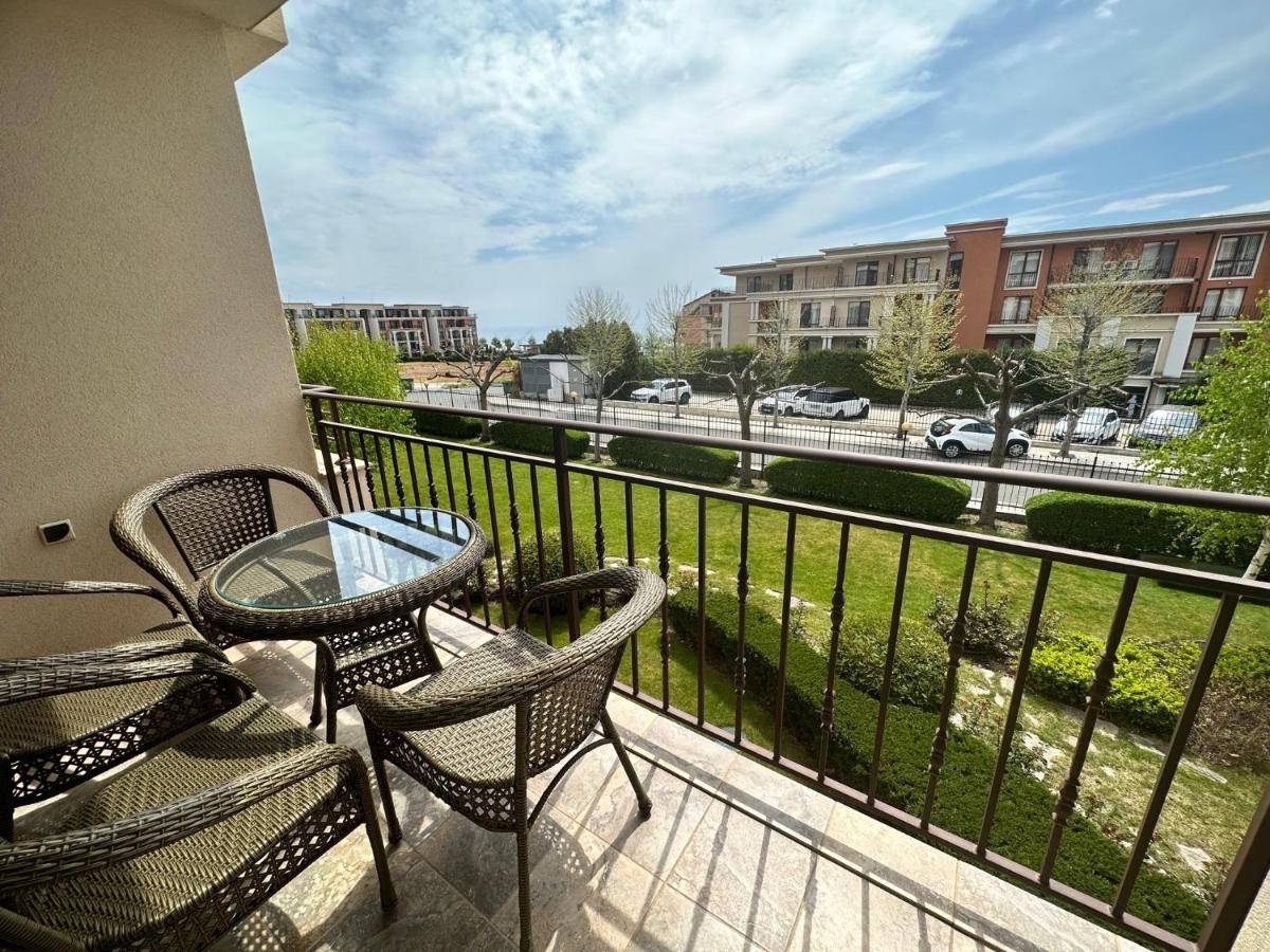 Private Apartments In Oxygen Свети Влас Екстериор снимка